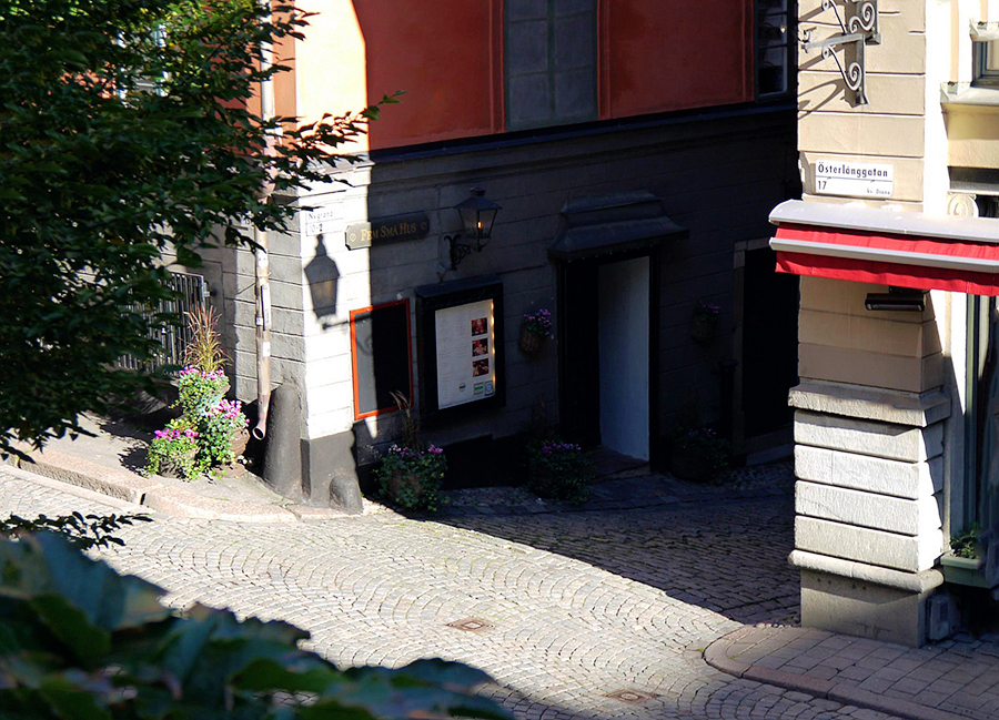 ../Images/LIN,MEI-JU.Fem Sma Hus (5).jpg